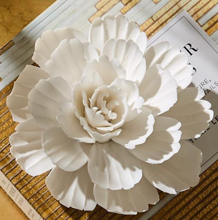 Tozai Pretty Blooms Decorative Flower Sculptures - Small