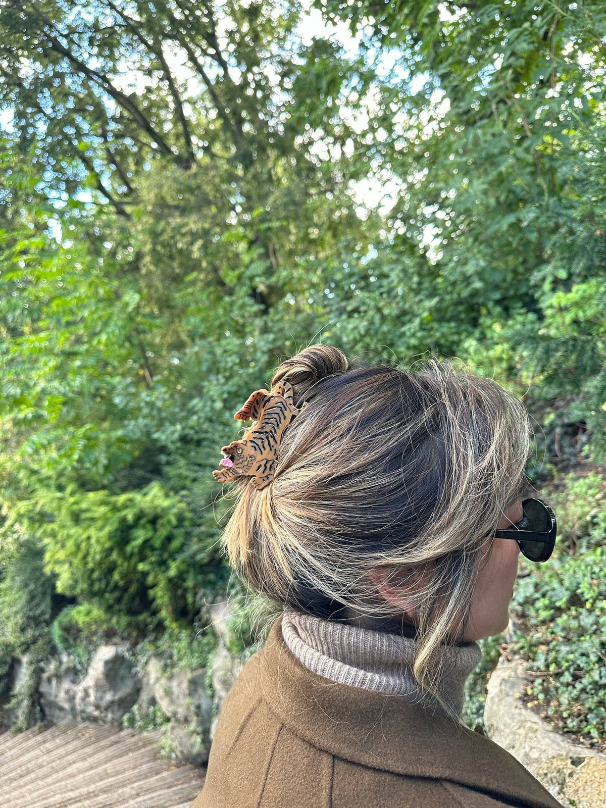 Solar Eclipse - Hand-painted Tiger Animal Claw Hair Clip