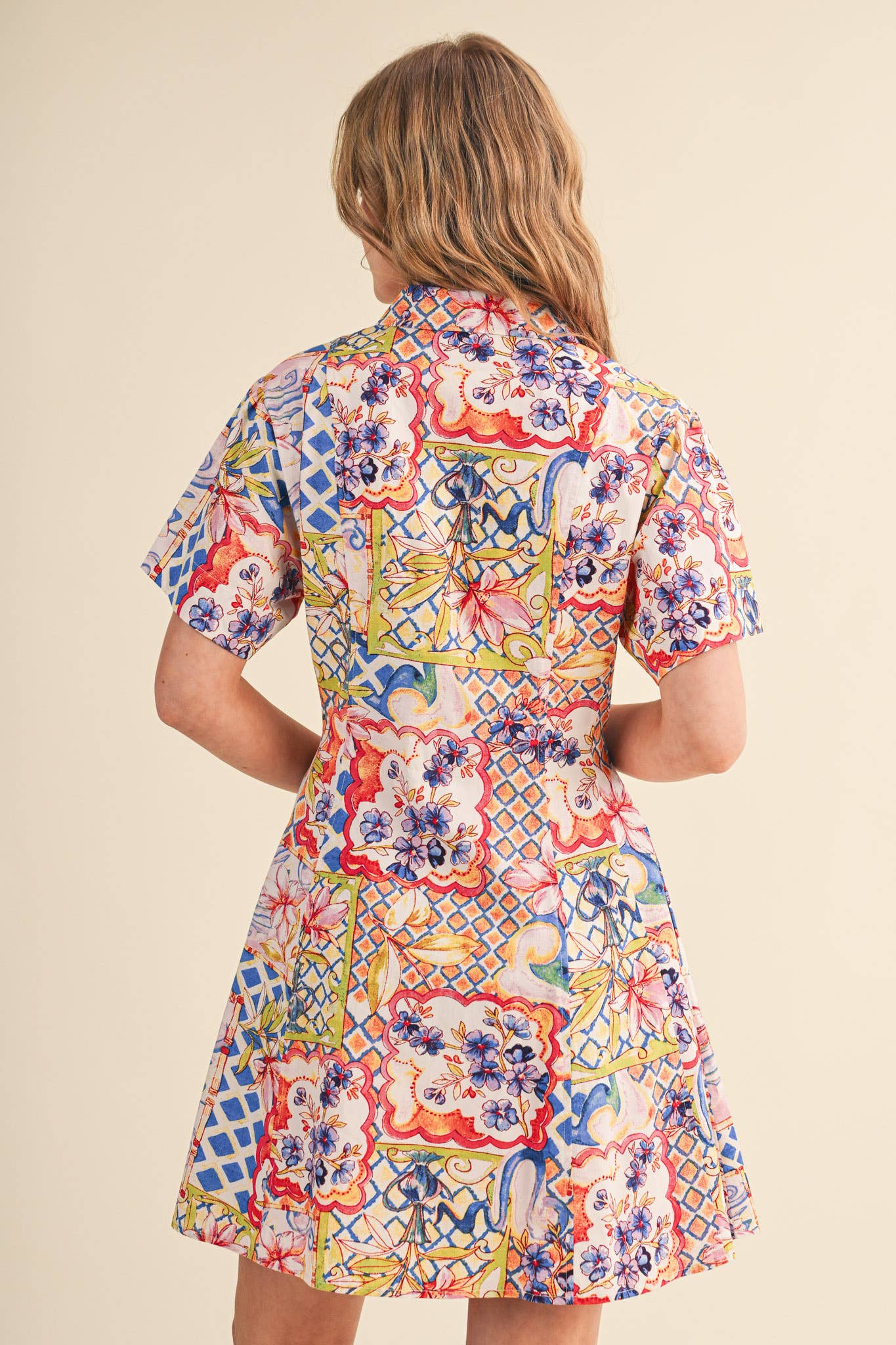 &MERCI - EXCLUSIVE FLORAL FIT & FLARE SHORT SLEEVE MINI DRESS