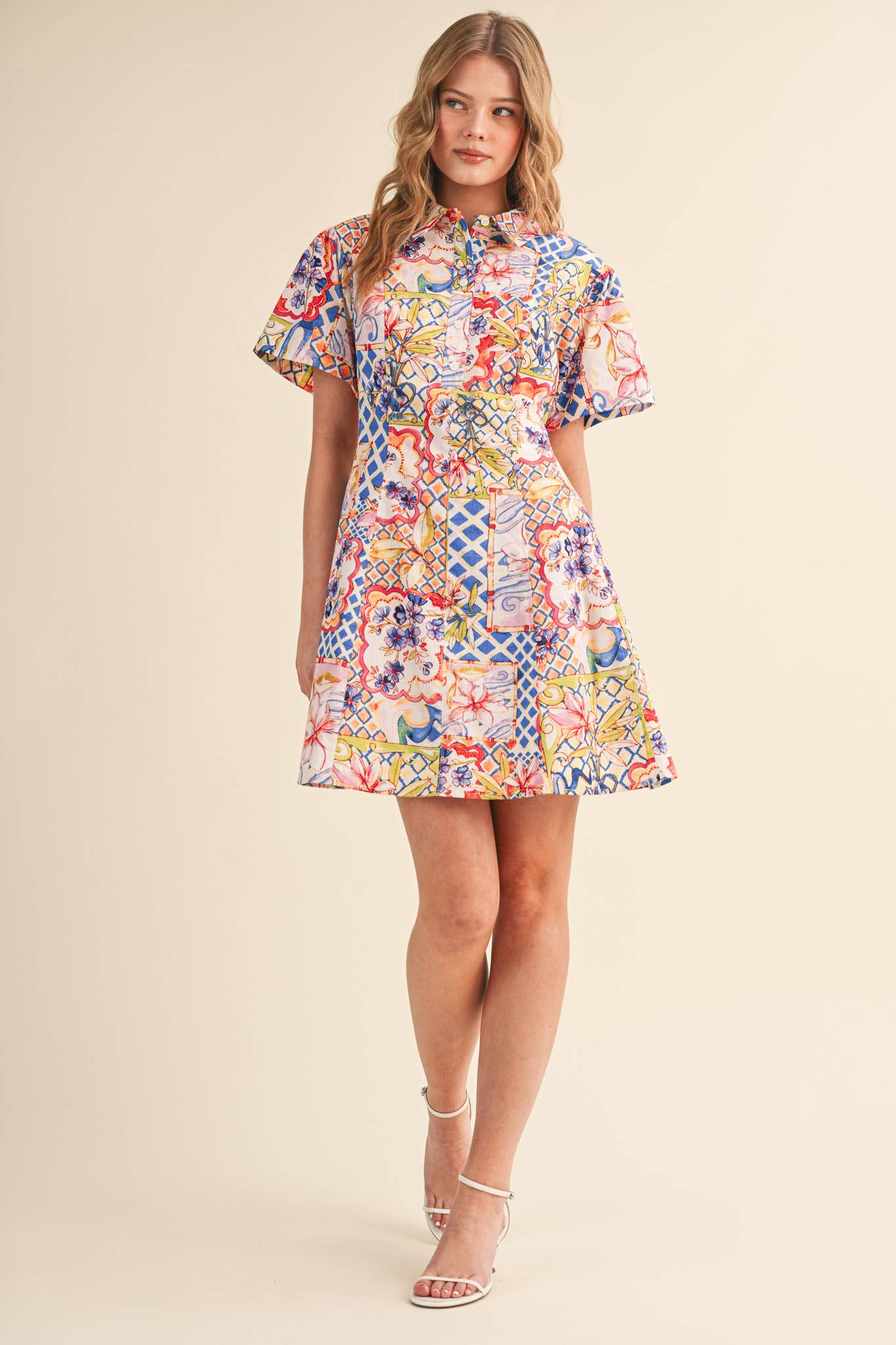 &MERCI - EXCLUSIVE FLORAL FIT & FLARE SHORT SLEEVE MINI DRESS
