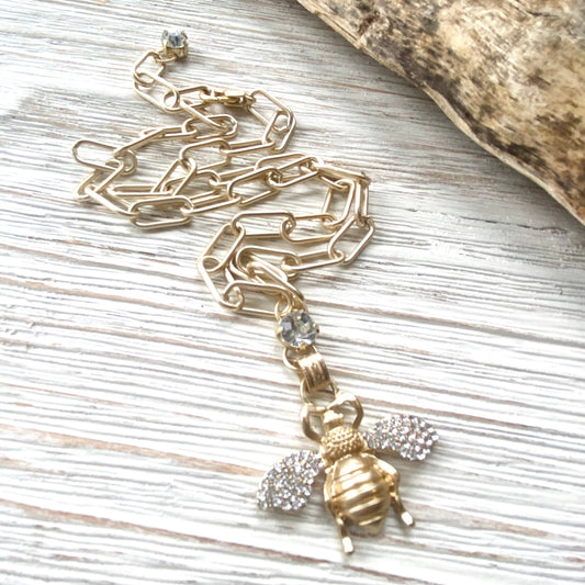 VB&CO Designs Bee Crystal Necklace chain link detail laid flat showing full matte gold length