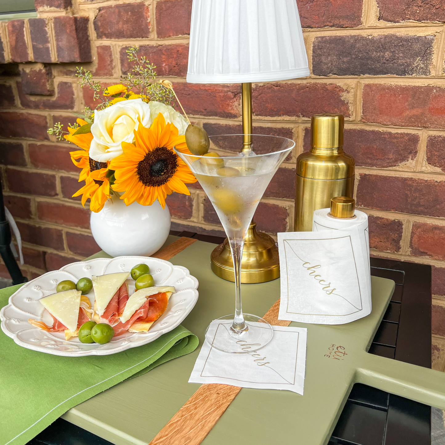 Table Theory (Formerly Toasting with Tara) - Cotton Cocktail Napkin Roll: Golden Salute (Gold "Cheers")