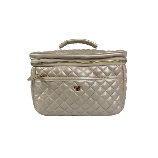 PurseN Classic Train Case in pearl quilted finish, front view with top handle