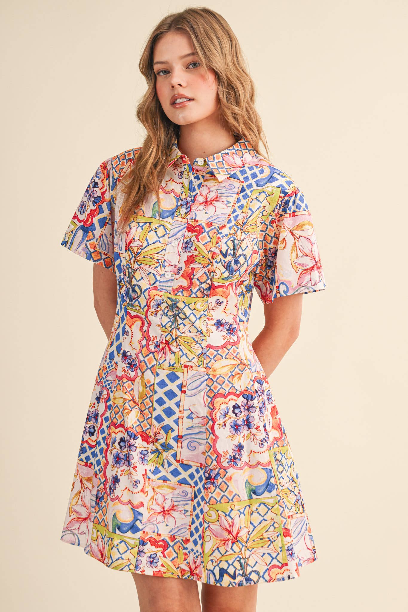 &MERCI - EXCLUSIVE FLORAL FIT & FLARE SHORT SLEEVE MINI DRESS
