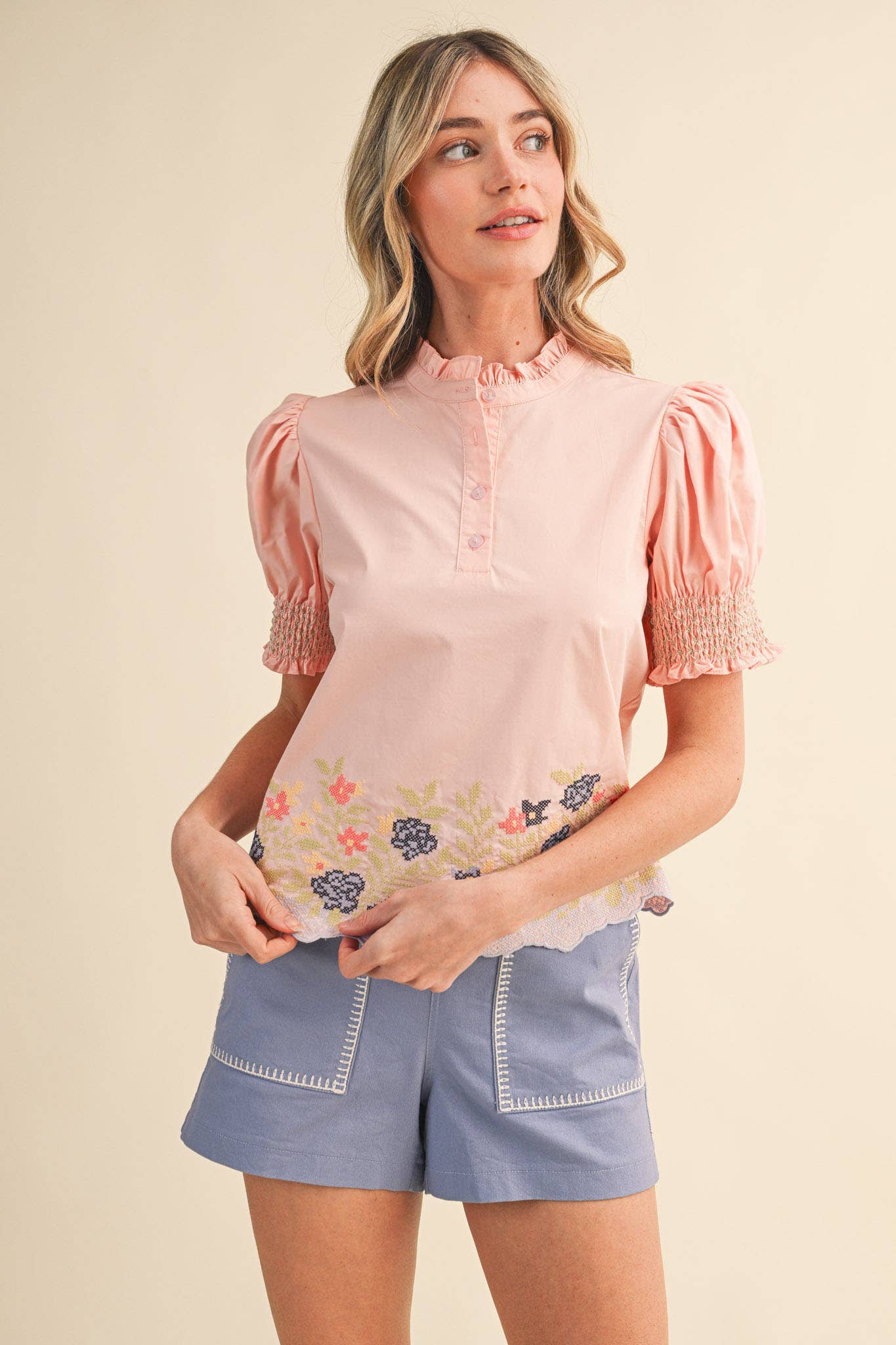&MERCI - FLORAL EMBROIDERY SMOCKED PUFF SLEEVE TOP