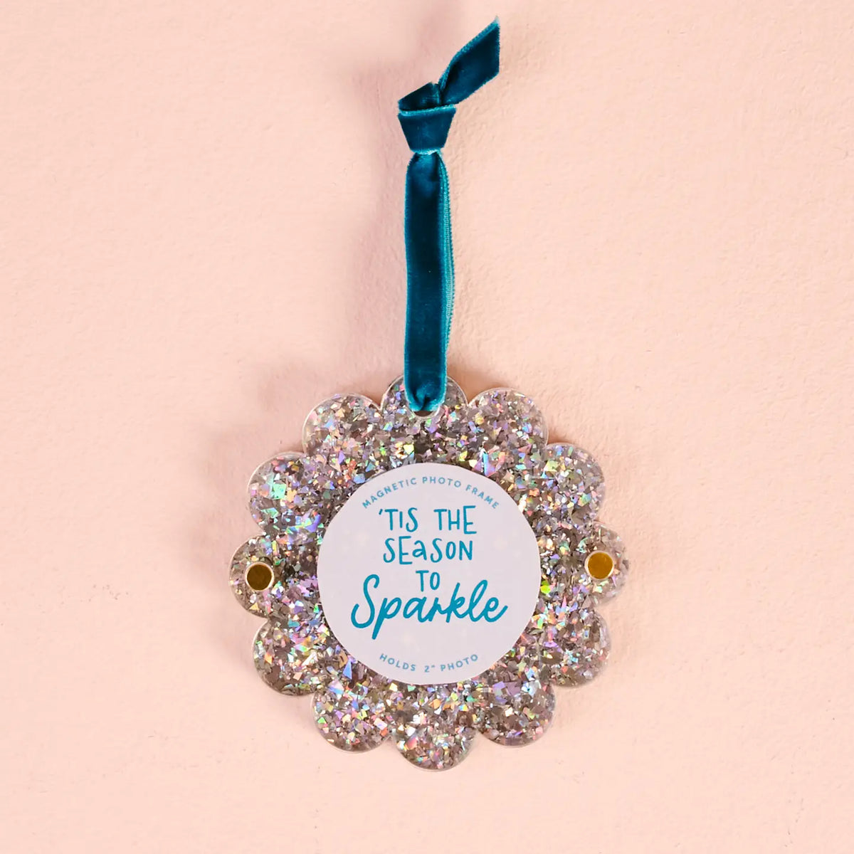 The Darling Effect Scalloped Round Picture Frame Ornament