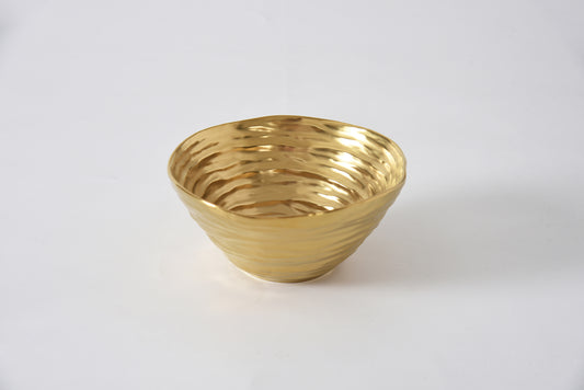 Pampa Bay Dorato small bowl in gold metal with horizontal ribbed pattern