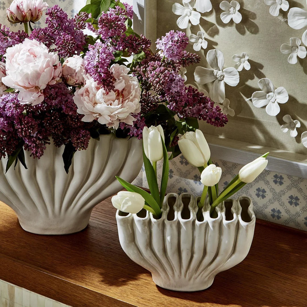 Tozai Banyan Ceramic White Vase (Small)