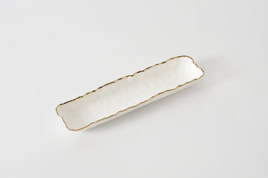 Pampa Bay Portofino cracker tray in cream with gold-trimmed edge