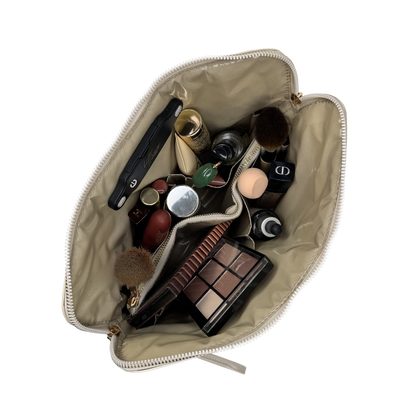 PurseN  - NEW Updated Litt Makeup Case - Pearl Quilted