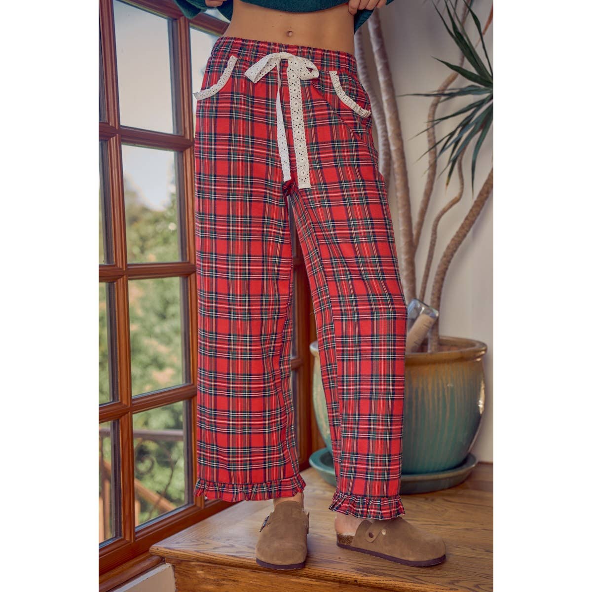 So Me - RUFFLED BOTTOM DETAIL CHRISTMAS PLAID CHECK LACE TRIM PANTS
