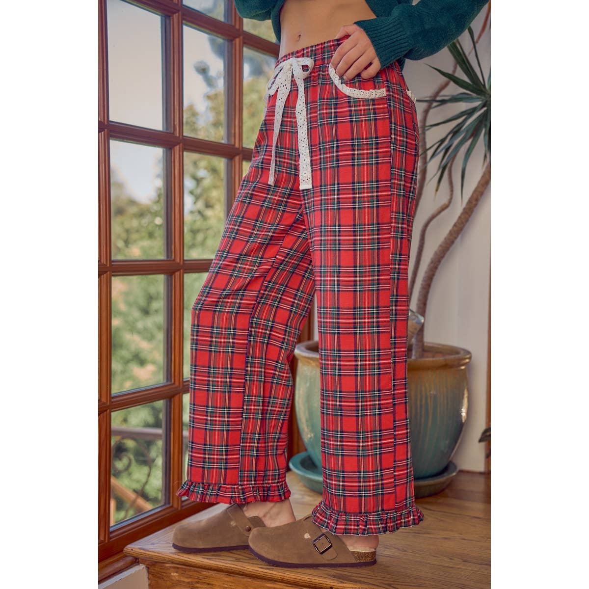 So Me - RUFFLED BOTTOM DETAIL CHRISTMAS PLAID CHECK LACE TRIM PANTS