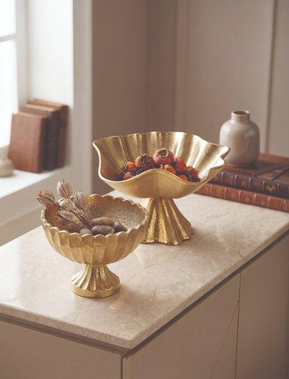 India Handicrafts Inc - Gold Textured Scallop Edges Pedestal Bowl Small