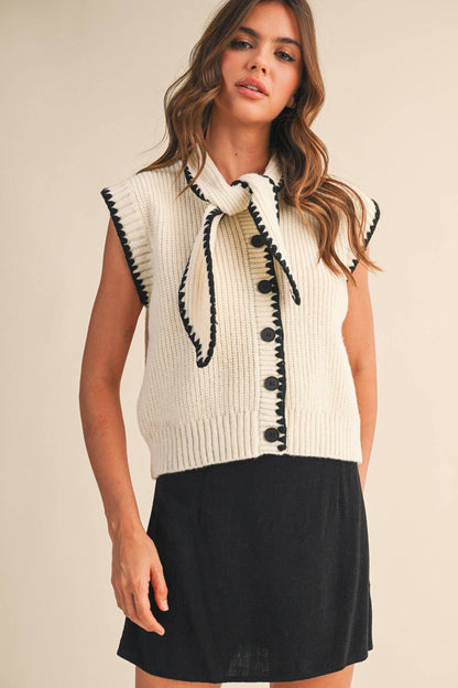 &MERCI - TIE NECK SWEATER VEST WITH CONTRAST BLANKET STITCH MSW11059