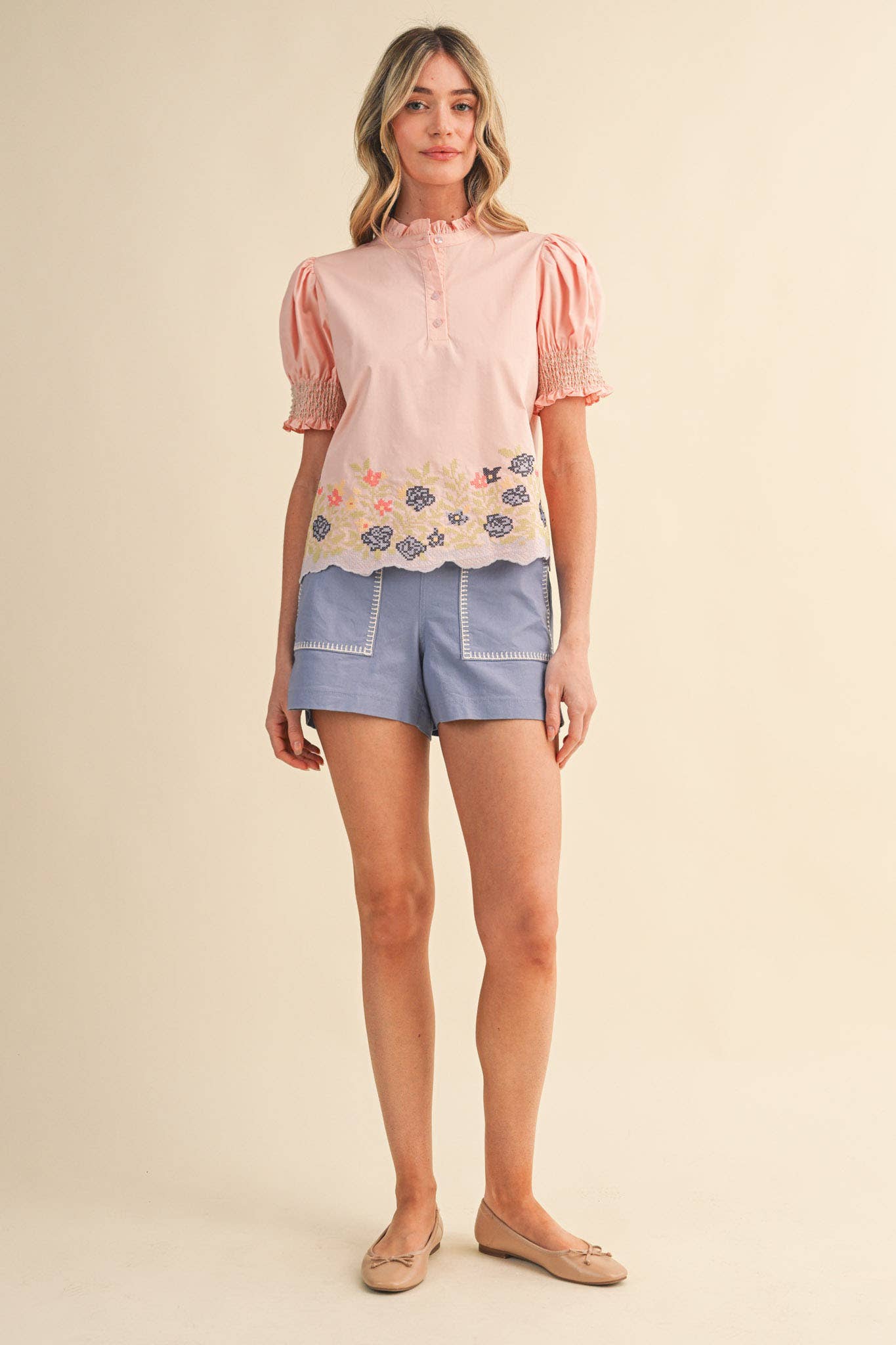 &MERCI - FLORAL EMBROIDERY SMOCKED PUFF SLEEVE TOP