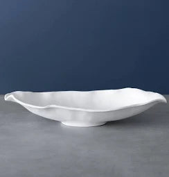Beatriz Ball Nube Medium Oval Bowl in white with organic wavy edges, overhead view