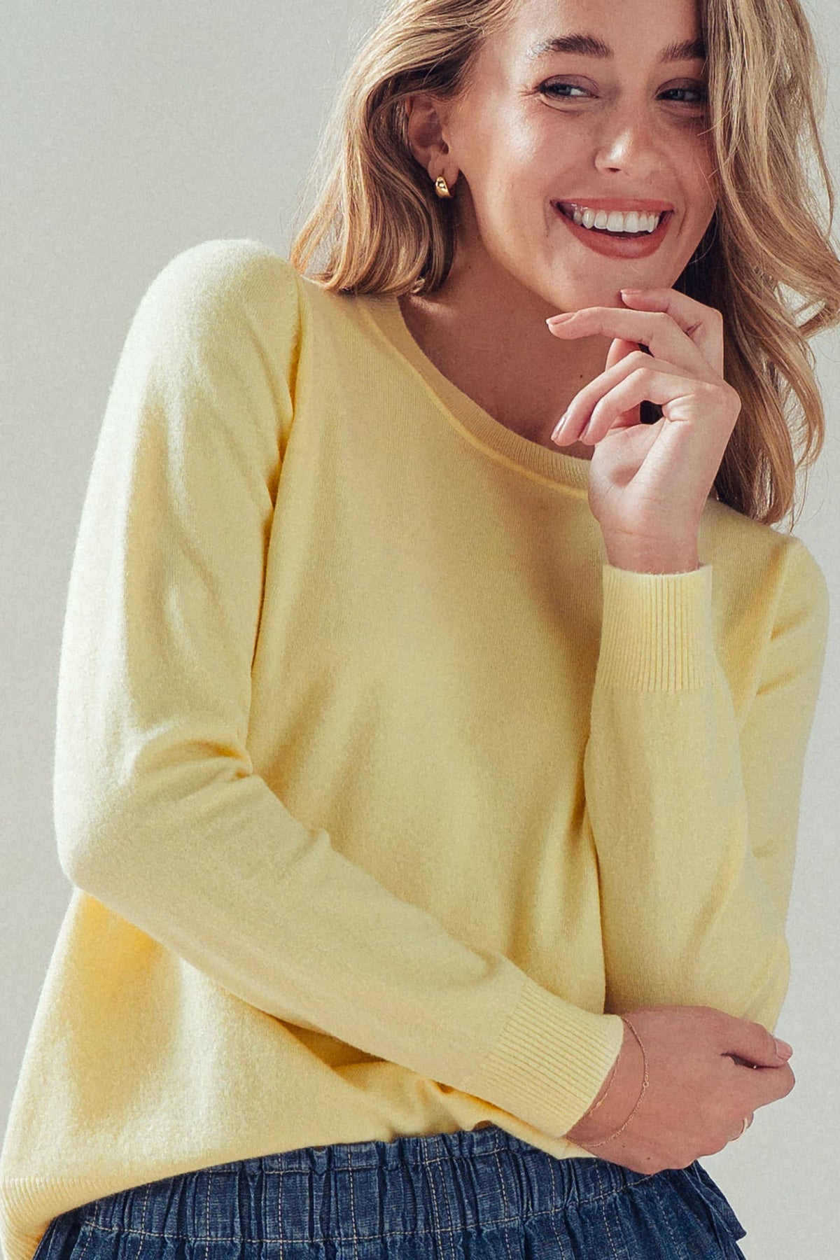 Urban Daizy - Soft Viscose Blend Crewneck Knit Pullover